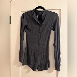 SKIMS BUTTON UP HENLEY ONESIE